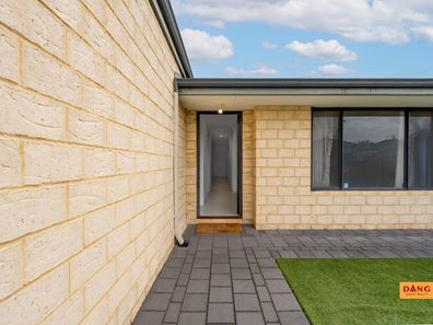 4 Tulip Way, East Cannington WA 6107
