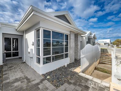 24 Leeward Avenue, Eglinton WA 6034