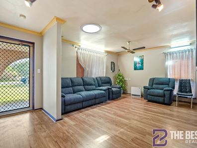 12 Clenham Way, Kelmscott WA 6111