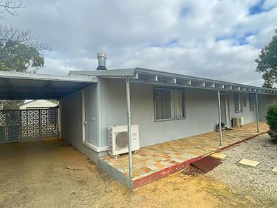47 Wandoo Crescent, Wongan Hills WA 6603