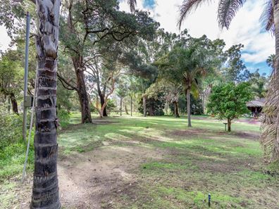 1434 Rowley Road, Wungong WA 6112