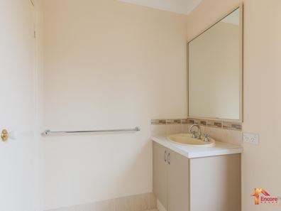 11 Bampton Road, Orelia WA 6167