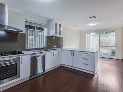 117A Peninsula Road, Maylands WA 6051