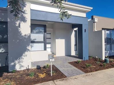 25 Broadwater Avenue, Anketell WA 6167