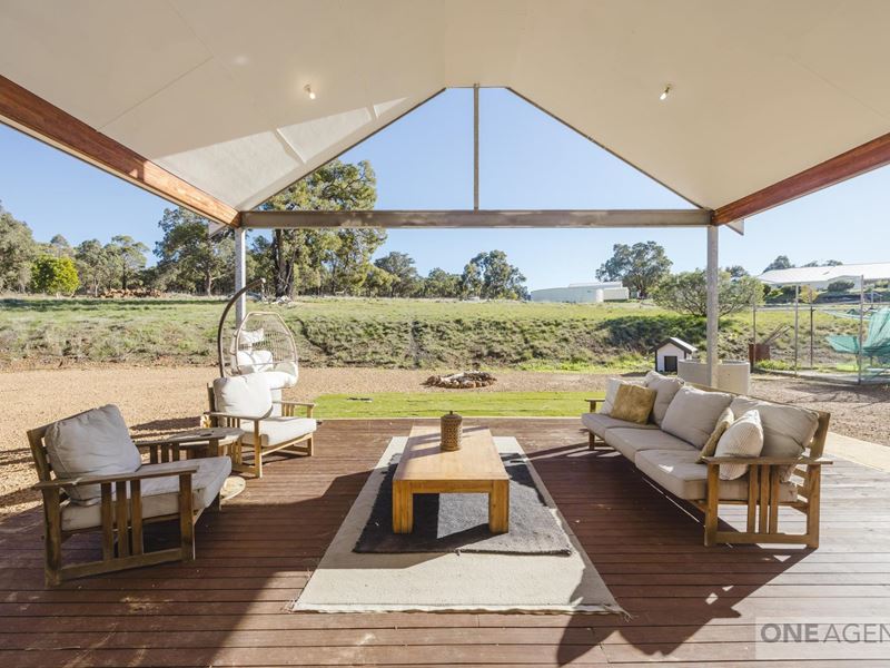 54 Ellendale Drive, Lower Chittering WA 6084