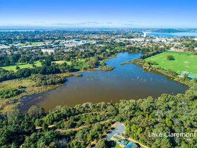 11 Mayfair Street, Mount Claremont WA 6010