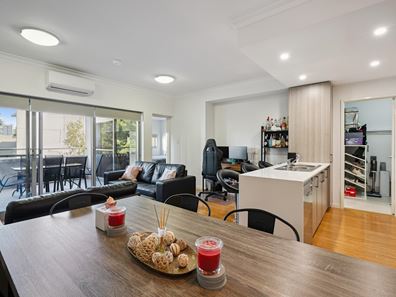 19/2 Rowe Avenue, Rivervale WA 6103