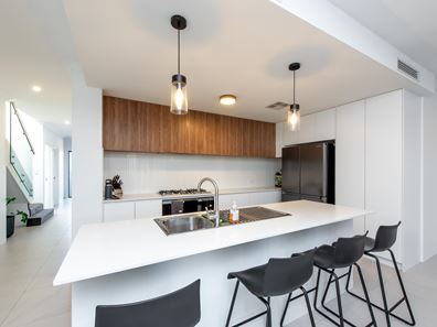 5C Plane Court, Beldon WA 6027