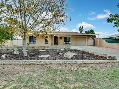 16 Saskatchewan Way, Greenfields WA 6210