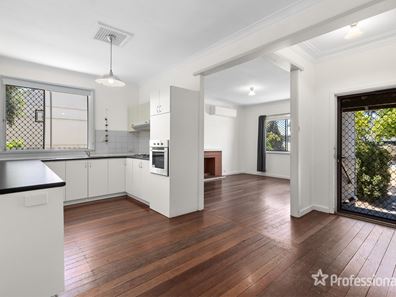 36 Kenton Way, Calista WA 6167