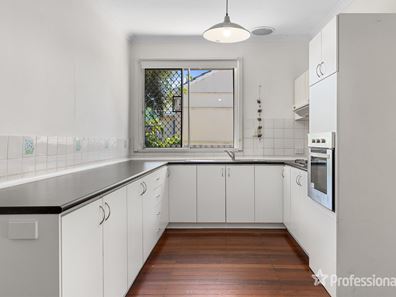 36 Kenton Way, Calista WA 6167