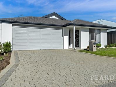 10 Perkins Drive, Clarkson WA 6030