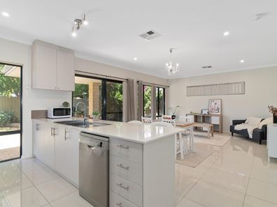 16A Lingfield Way, Morley WA 6062