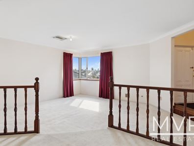 8 Hotchin Way, Kardinya WA 6163
