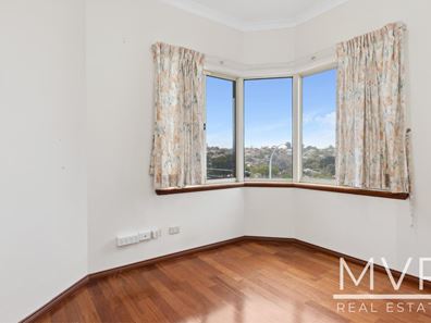 8 Hotchin Way, Kardinya WA 6163