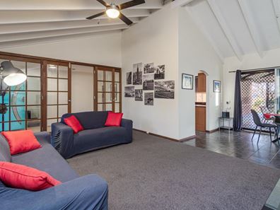 61 Carr Crescent, Warwick WA 6024