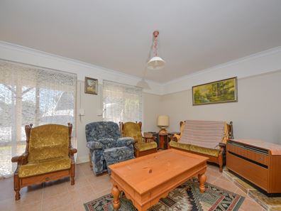 37 Inverness Court, Cooloongup WA 6168