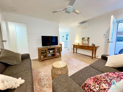 7/194 Preston Point Road, Bicton WA 6157