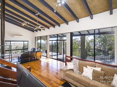 2 The Corkscrew, Gooseberry Hill WA 6076