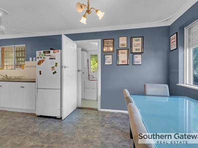 45 Barron Way, Orelia WA 6167
