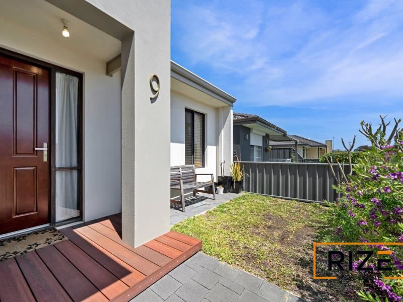9 Dillwynia Bend, Banksia Grove WA 6031