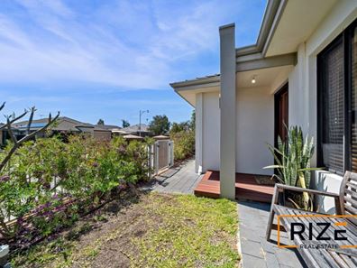 9 Dillwynia Bend, Banksia Grove WA 6031