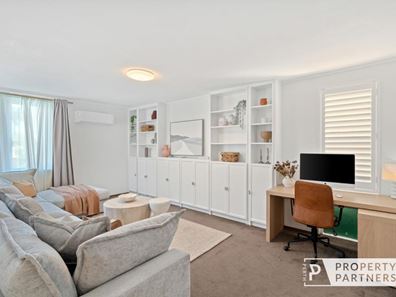 19 Heard Way, Glendalough WA 6016
