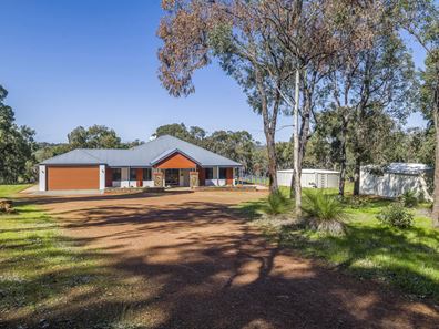 160 Maine-Anjou Drive, Lower Chittering WA 6084