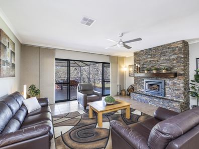 160 Maine-Anjou Drive, Lower Chittering WA 6084