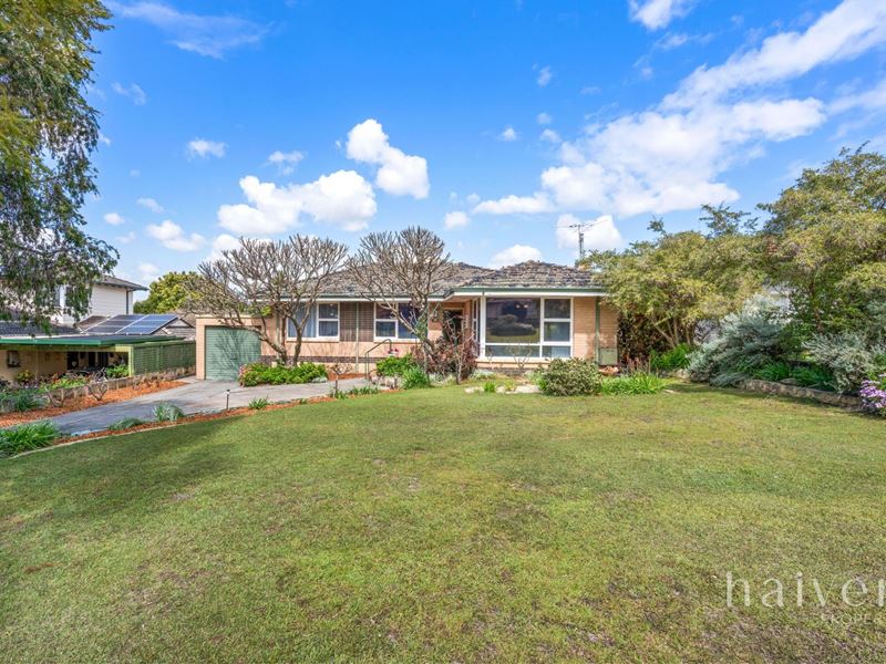 11 Fionn Court, Ardross WA 6153