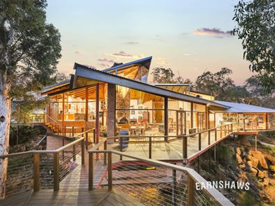 280 Mundaring Weir Road, Bickley WA 6076