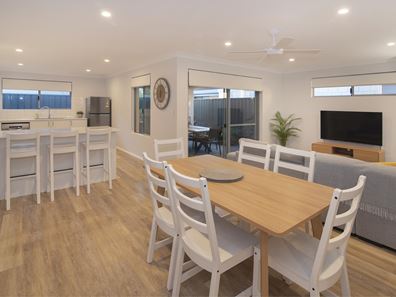 7 Newquay Terrace, Dunsborough WA 6281