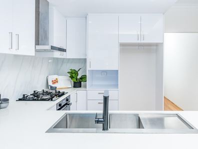 7/13 Rawlins Street, Glendalough WA 6016