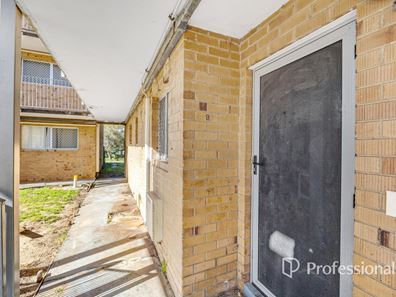 9/2 Rand Court, Withers WA 6230