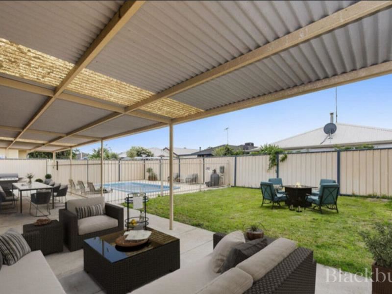 17 Kruger Loop, South Yunderup WA 6208