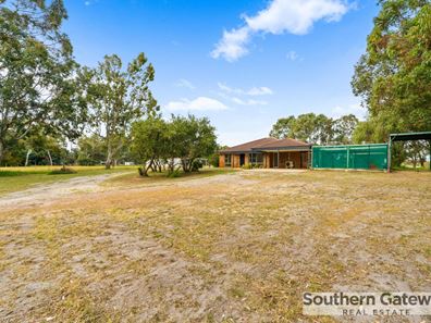 351 River Road, Hopeland WA 6125