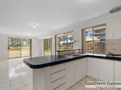 351 River Road, Hopeland WA 6125