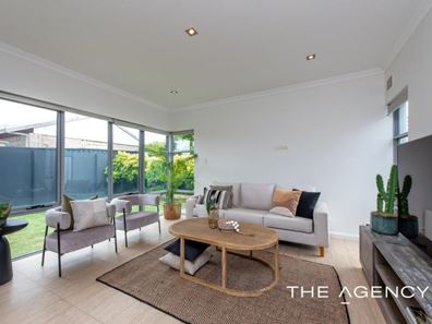 14A Broadbeach Boulevard, Hillarys WA 6025