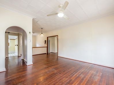 237 Fourth Street, Wonthella WA 6530