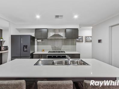 17 Munji Street, South Yunderup WA 6208