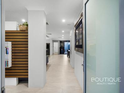 15 Pinnata Mews, Churchlands WA 6018