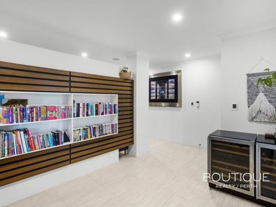 15 Pinnata Mews, Churchlands WA 6018