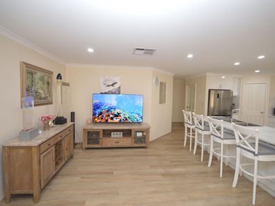 5 Garcia Loop, Lakelands WA 6180