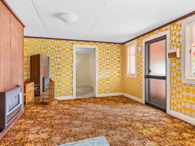 13 Campbell Street, Lamington WA 6430