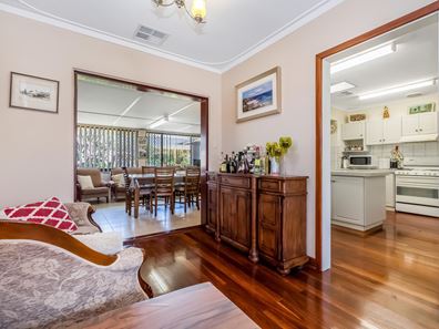 502 Morley Drive, Morley WA 6062