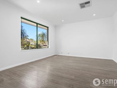 28 Roche Way, Beeliar WA 6164