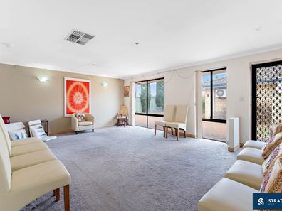 2/6 James Street, Cannington WA 6107