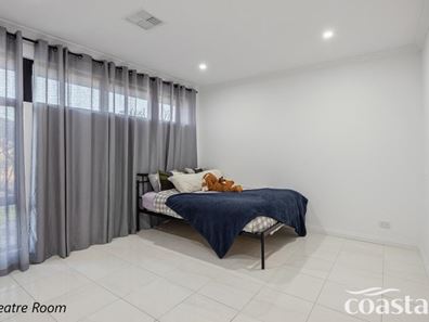 5 Sunglow Street, Karnup WA 6176