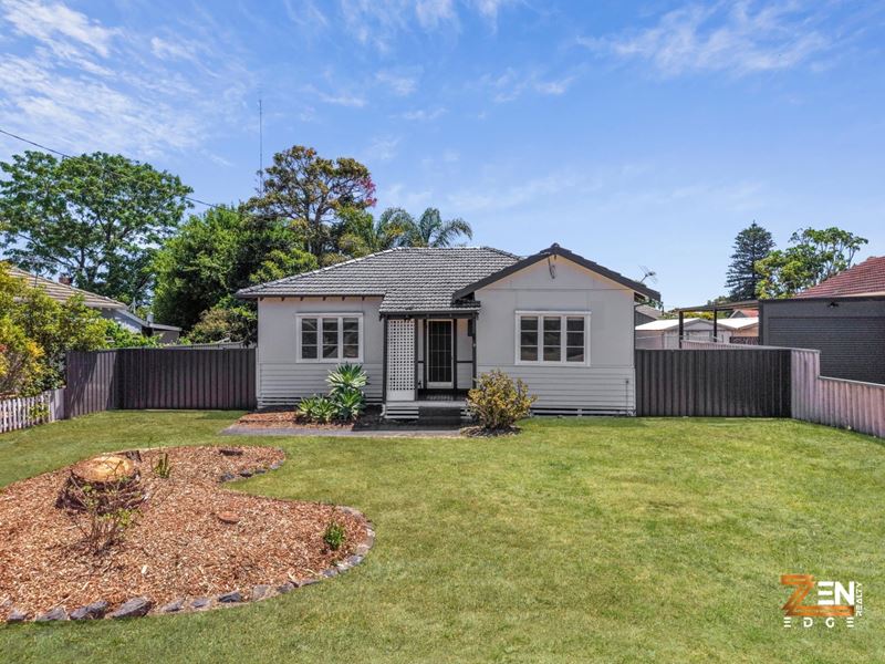 12 Teeluk Road, Carey Park