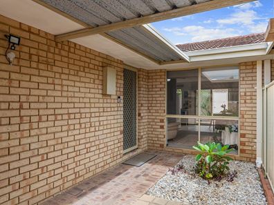 2/8 Chepstow Drive, Mandurah WA 6210